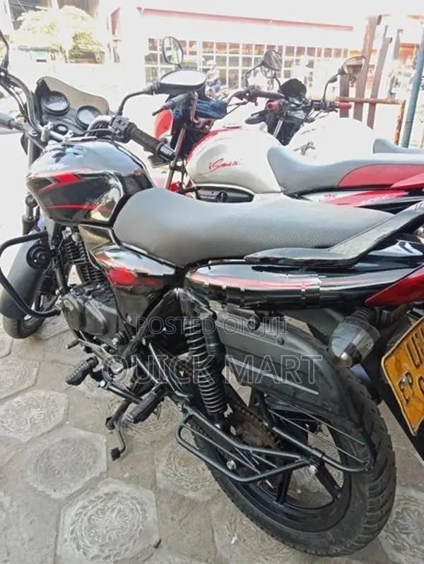 Bajaj Discover 2010