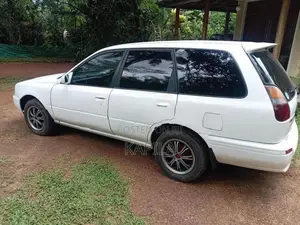 Nissan Wingroad 1997