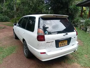 Nissan Wingroad 1997
