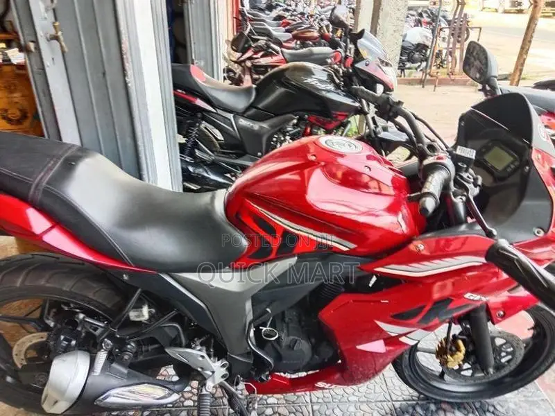 Suzuki Gixxer 2018