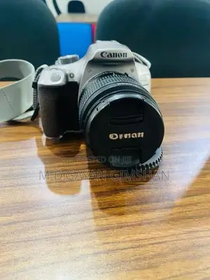 Canon Eos 1300D