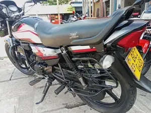 Hero HF Deluxe 2016