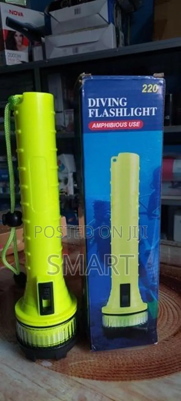 Under Water Waterproof Torch Light Diving Flash
