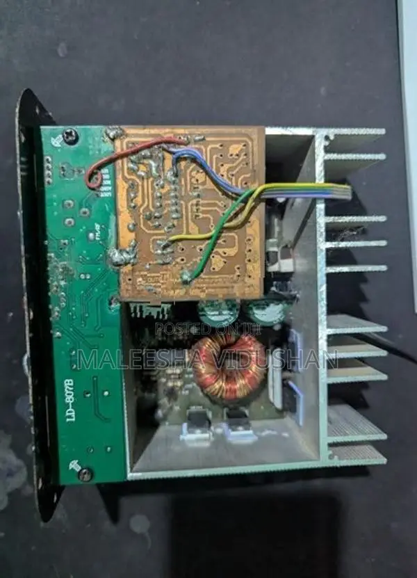 Ya 870 Amplifier
