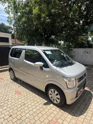 Suzuki Wagon R FX 2025