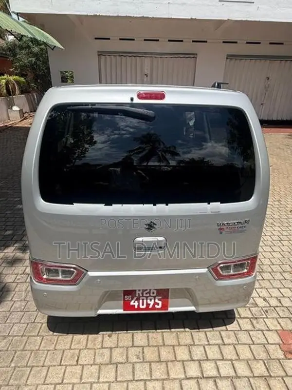 Suzuki Wagon R FX 2025
