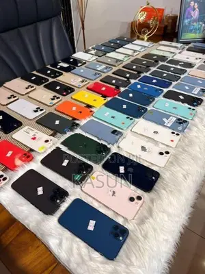 Apple iPhone 13 128GB (Used)