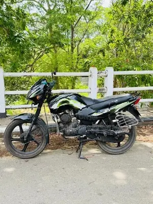 TVS Metro 2015