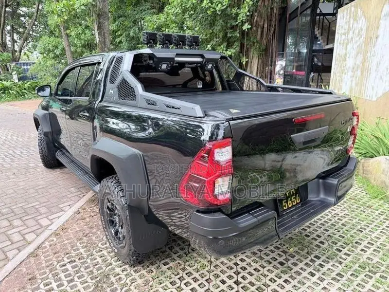 Toyota Hilux GR Sport 2025