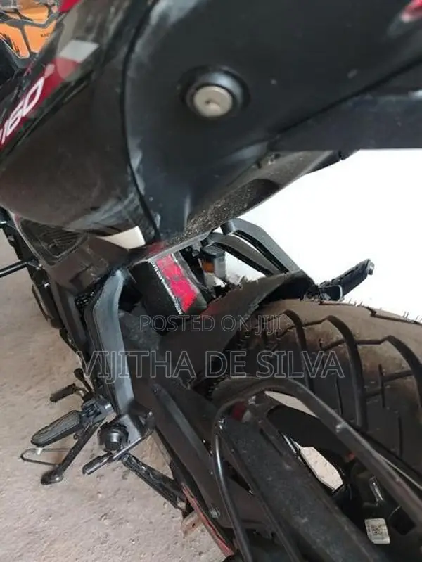 Bajaj Pulsar N160 Premium 2025