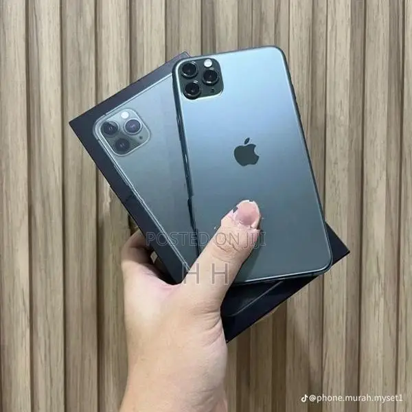 Apple iPhone 11 Pro Max 64GB (Used)