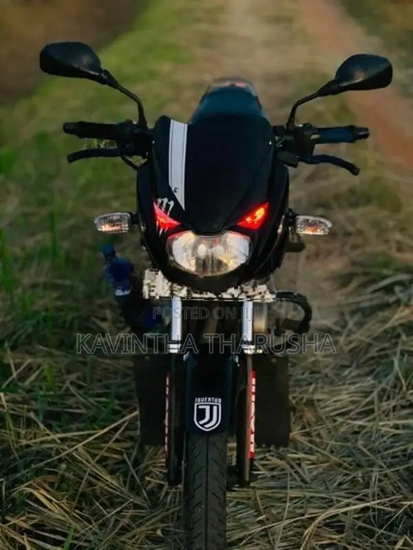 Bajaj Pulsar 150 2016