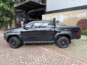 Toyota Hilux GR Sport 2025