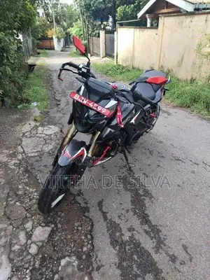 Bajaj Pulsar N160 Premium 2025