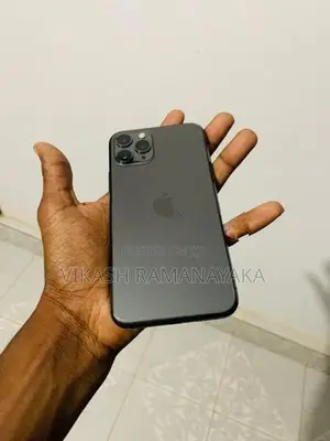 Apple iPhone 11 Pro (Used)