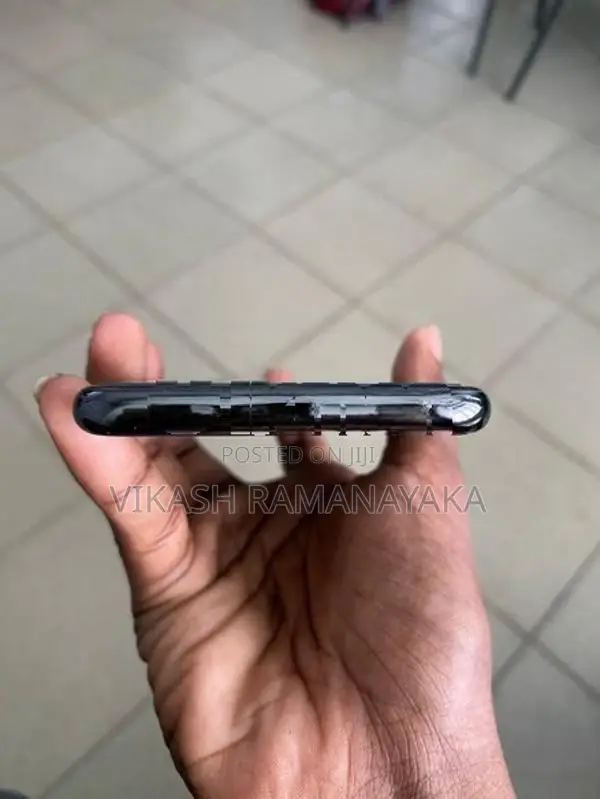 Apple iPhone 11 Pro (Used)