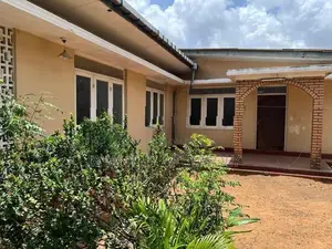 4 Bedroom House in A 20 Perch Land for Sale Hendala Wattala
