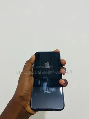 Apple iPhone XS (Used)
