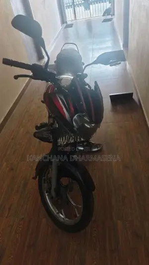 Bajaj Discover 125 2017