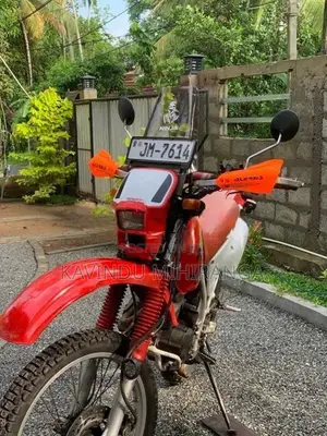 Honda XLR 2004