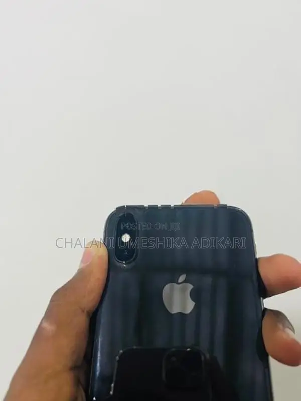 Apple iPhone XS (Used)