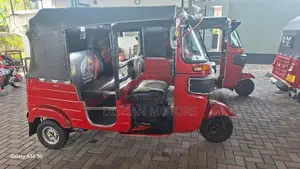 Bajaj RE 4 Stroke 2016