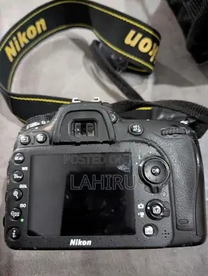 Nikon D7200