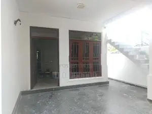 Two Story House for Rent in Piliyandala