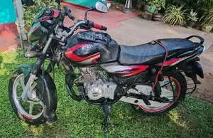 Bajaj Discover 125 2016