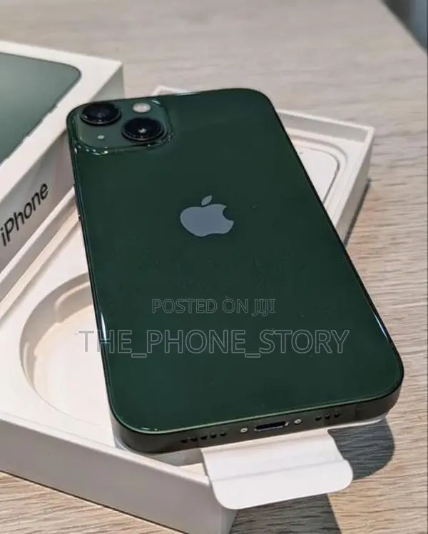 Apple iPhone 13 128GB (Used)