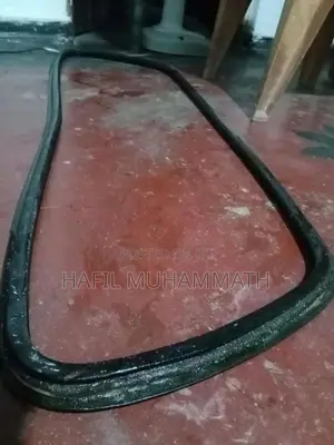 Tata 207 Lorry Glass Rubber Bind