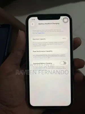 Apple iPhone 11 (Used)