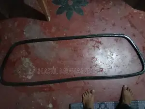 Tata 207 Lorry Glass Rubber Bind