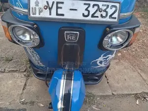 Bajaj RE 2010