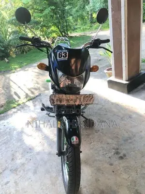 Bajaj CT100 2011