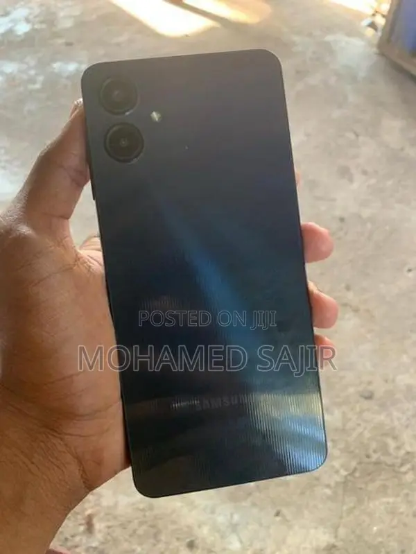 Samsung Galaxy A06 (Used)