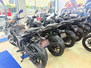 Bajaj Pulsar N160 Premium 2026
