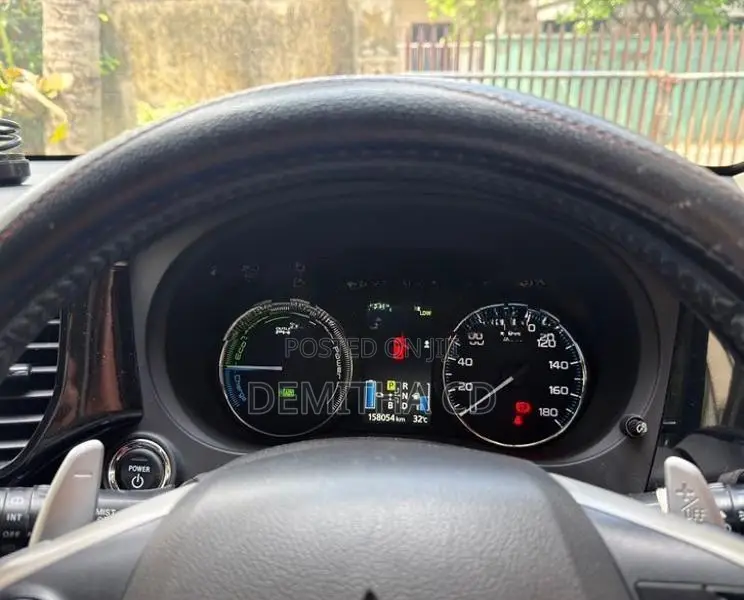 Mitsubishi Outlander G-Navi 2014