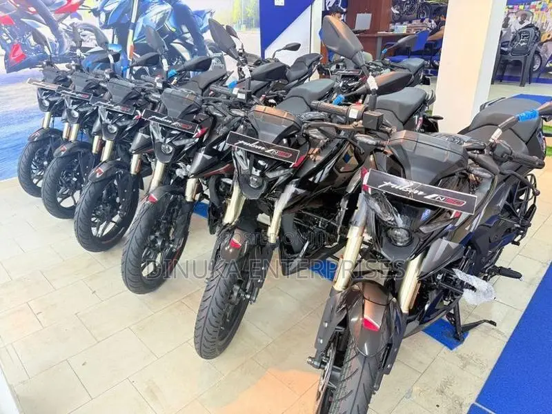 Bajaj Pulsar N160 Premium 2026