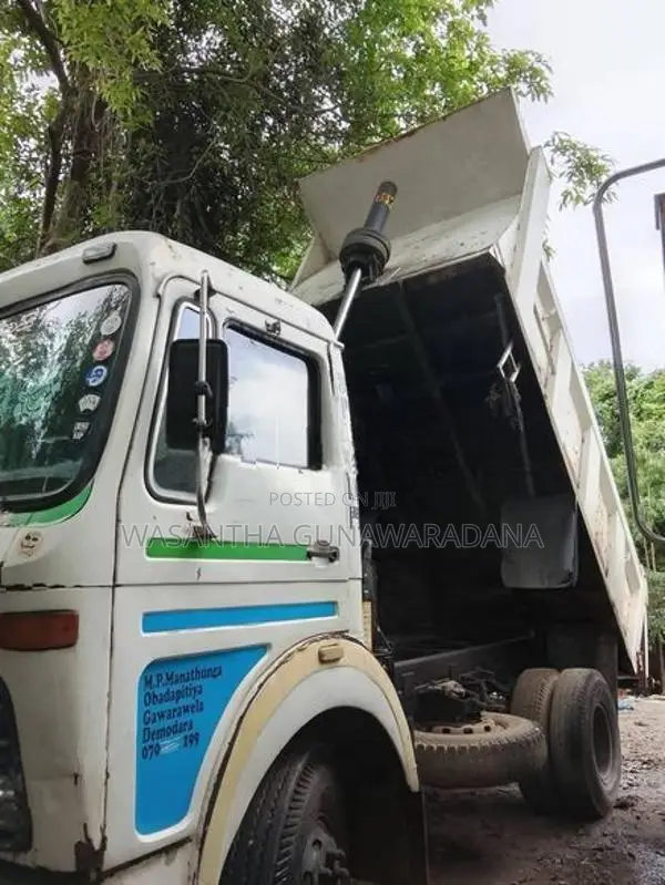 Ashok Leyland 1615 2006