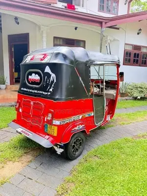 Bajaj RE Three Wheeler 2016