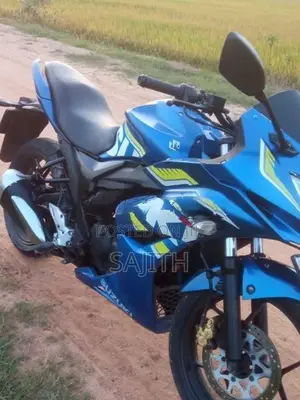 Suzuki Gixxer 2016