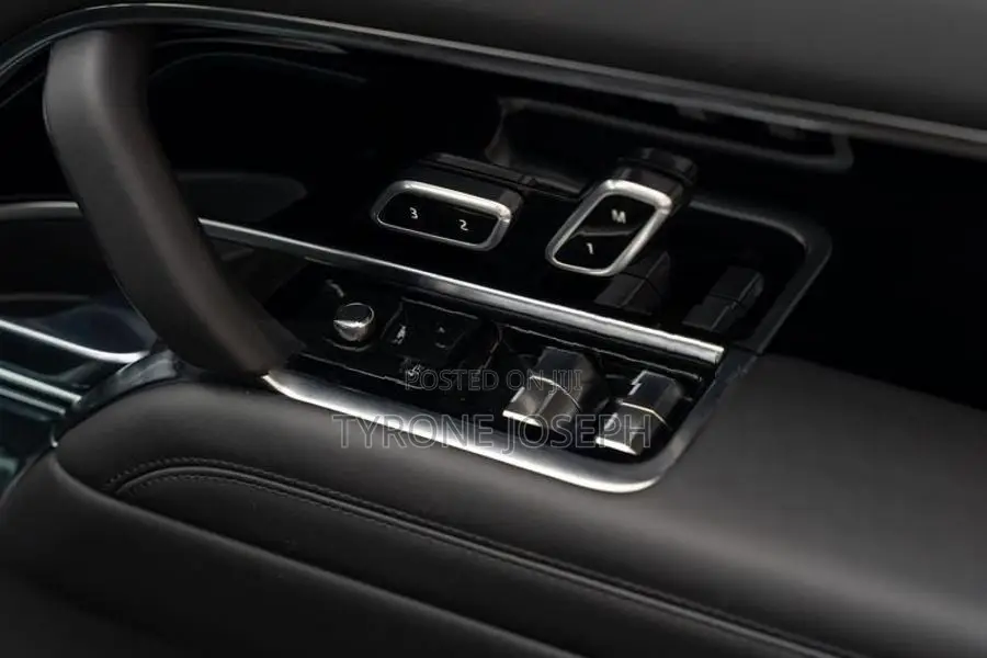 Land Rover Range LWB Autobiography 2026