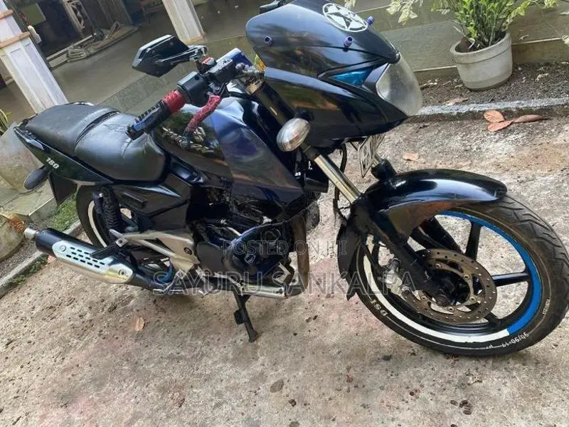Bajaj Pulsar 180 2010