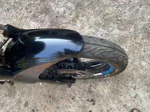 Bajaj Pulsar 180 2010