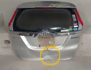 Honda Fit Hybrid GP 5 Rear Door