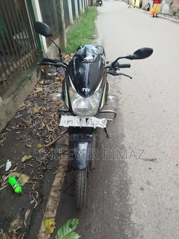 TVS Metro 2015
