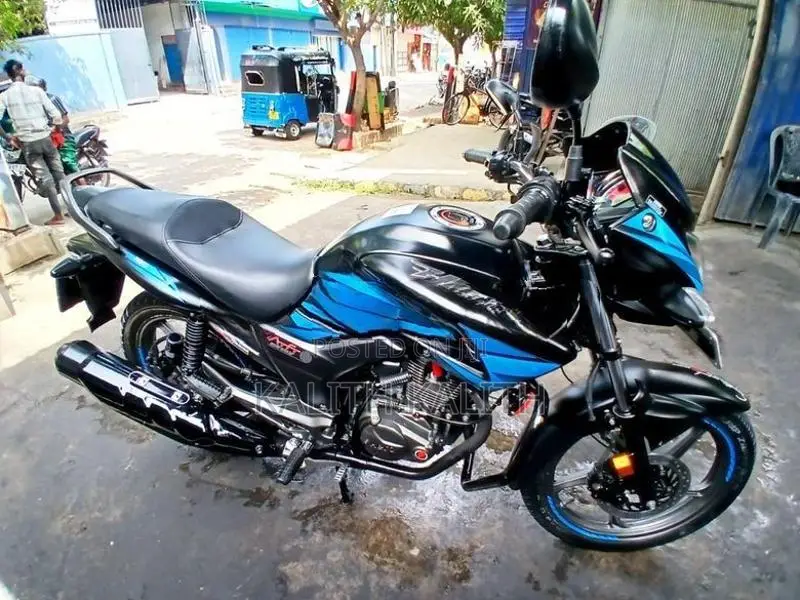 Hero Hunk 160R 2018