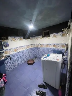 House with Land for Sale Katana