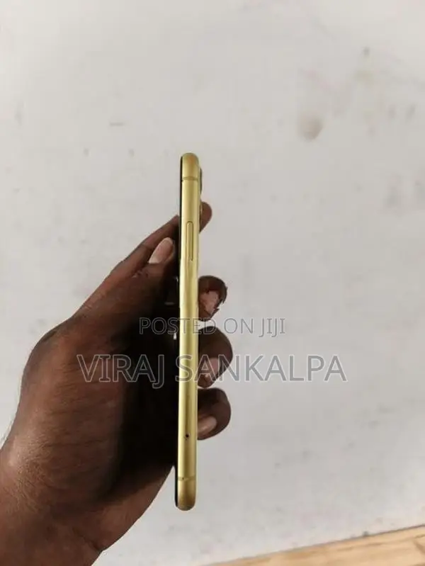 Apple iPhone 11 128GB (Used)